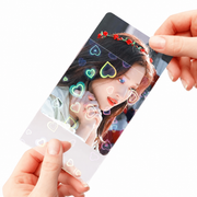 Sleeve Holográfico K-Pop 58x88mm - Corazones Neón